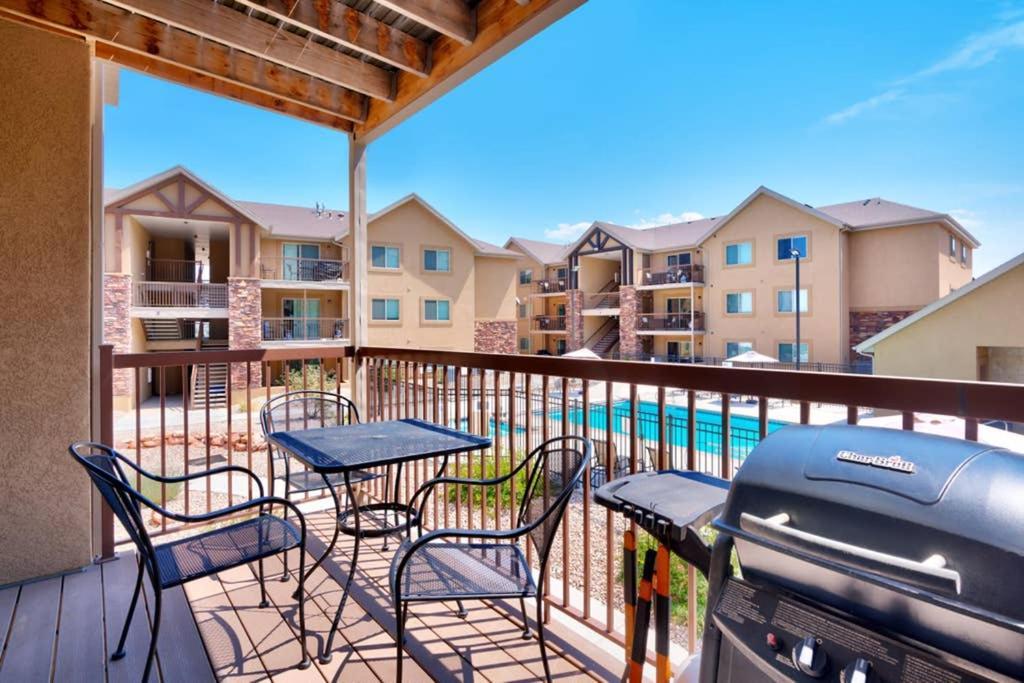 5K Top Floor Redcliff Condo, Pool & Hot Tub Moab Zewnętrze zdjęcie